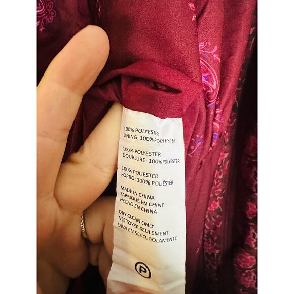 DEREK LAM COLLECTIVE Red Floral Chiffon Keyhole Neckline Parachute Sleeves Dress - Picture 15 of 16